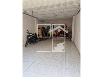 Local en Olot Girona