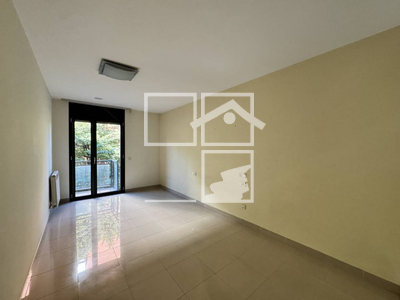 Local en Olot Girona