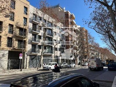 Inmueble en Avenida Martí Pujol    3º, Barcelona Inmueble en Avenida Martí Pujol    3º, Barcelona