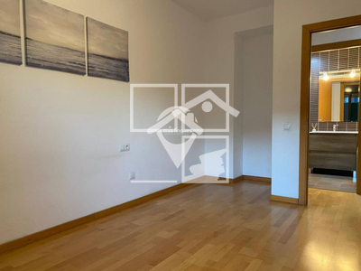 Inmueble en Calle Joaquim Sorolla    Bajo, Barcelona Inmueble en Calle Joaquim Sorolla    Bajo, Barcelona