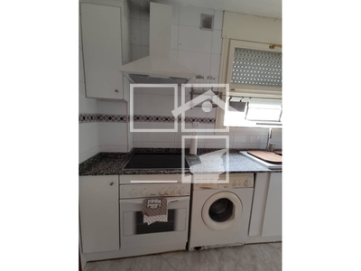 Inmueble en Calle Borges Blanques    bajos , Barcelona