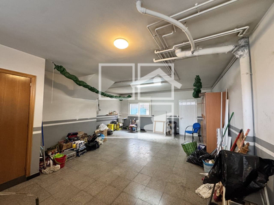 Local en Olot Girona