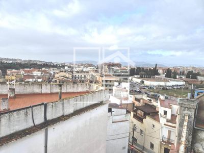 Inmueble en Calle Alt    , Girona