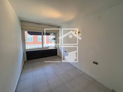 Local en Calle Numància    , Rubí Barcelona